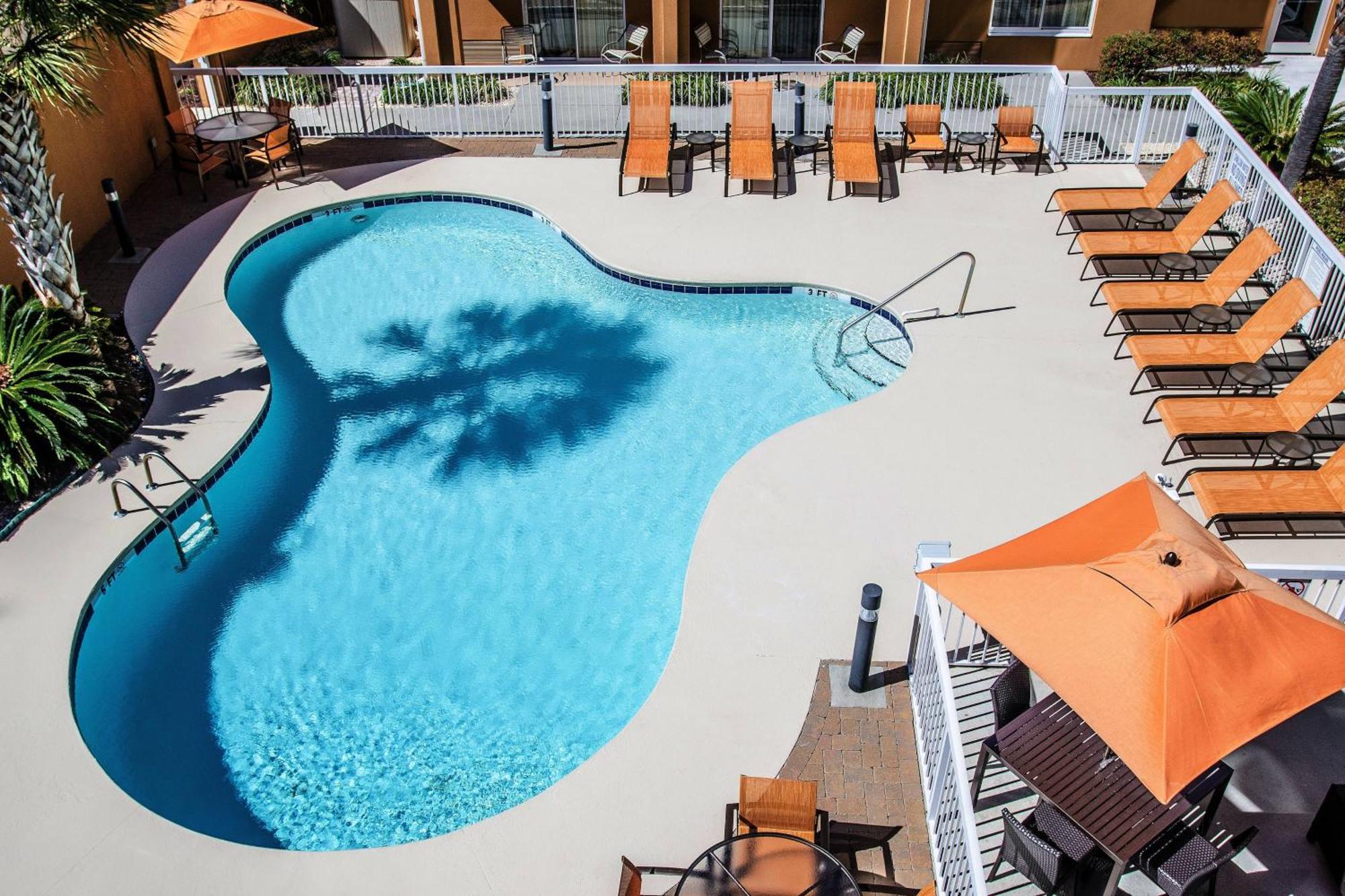 Courtyard By Marriott Myrtle Beach Broadway Exterior photo